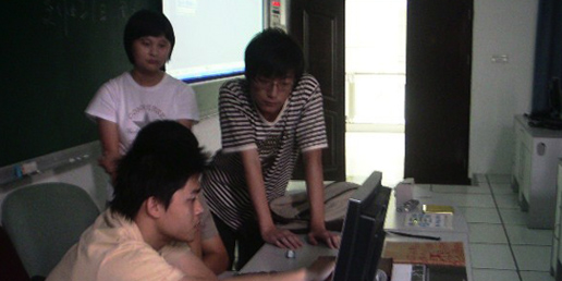 大业Iverson辅导中山大学传媒与设计学院学生